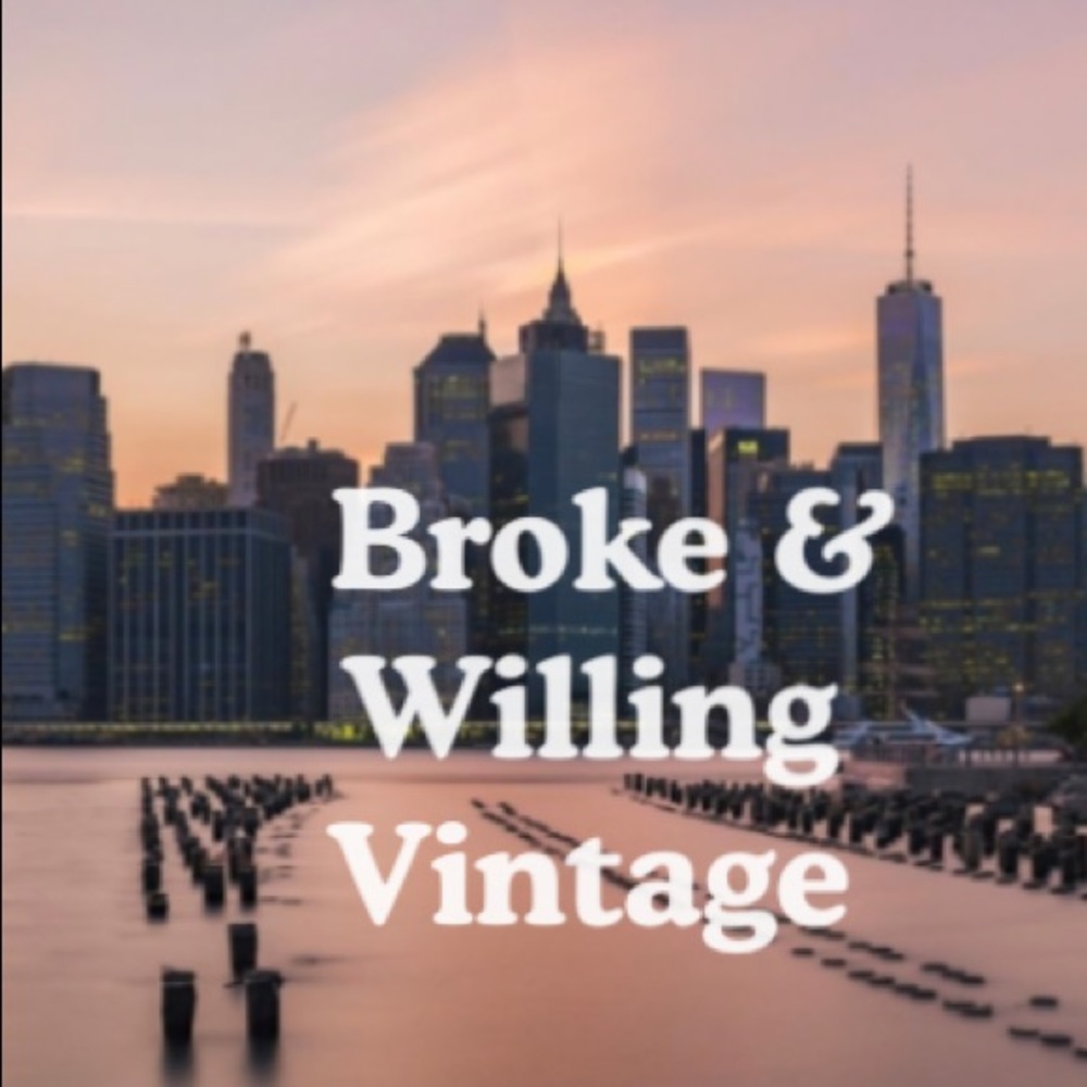 Meet your Posher’s, Saeler & Khayla.